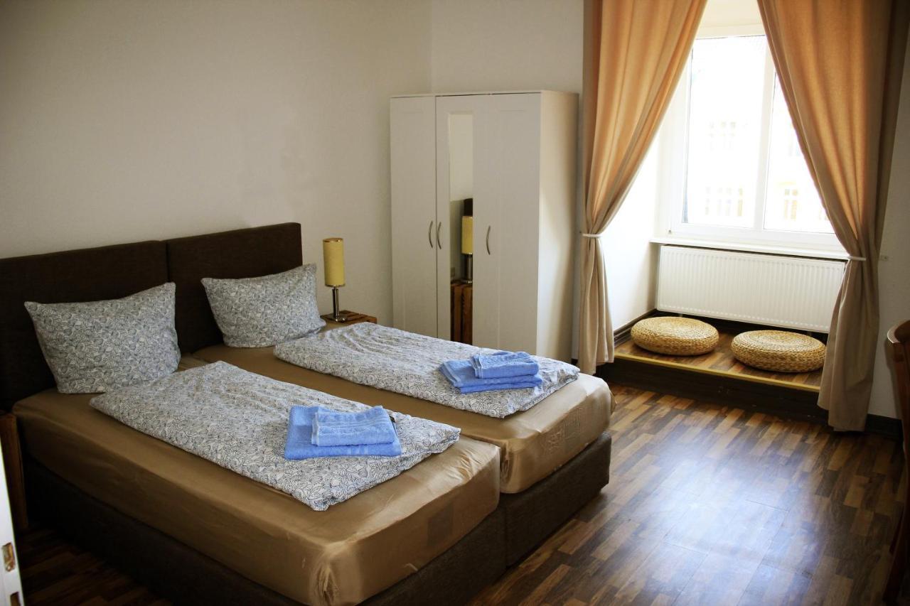 Hotel Botschaft Berlino Esterno foto